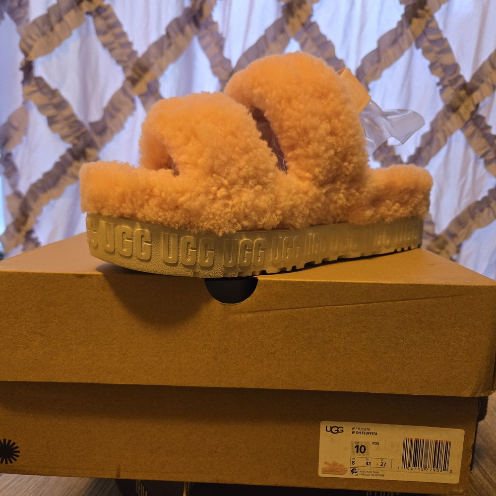 UGG Adult Fluffy PINK Sandals Size 10